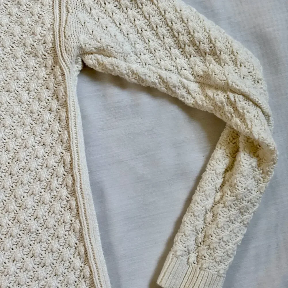 Old Navy White Chunky Knit Sweater Cotton Acrylic Blend Womens Small Ribbed Crew